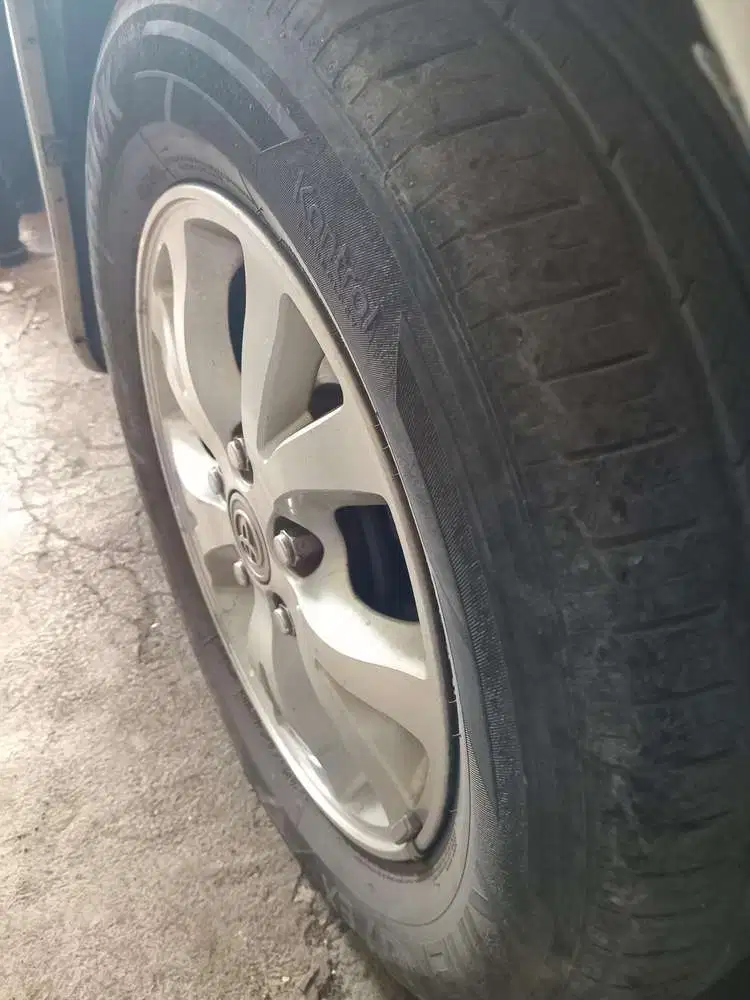 Toyota Kijang Innova 2008 Bensin