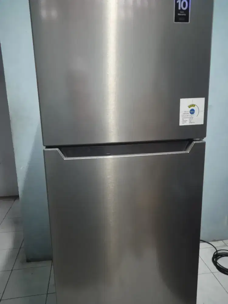 JUAL KULKAS MODENA 2 PINTU