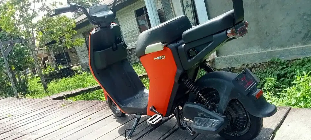 U-winfly -M60 (PEMAKAIN BELUM SAMPAI SATU TAHUN)