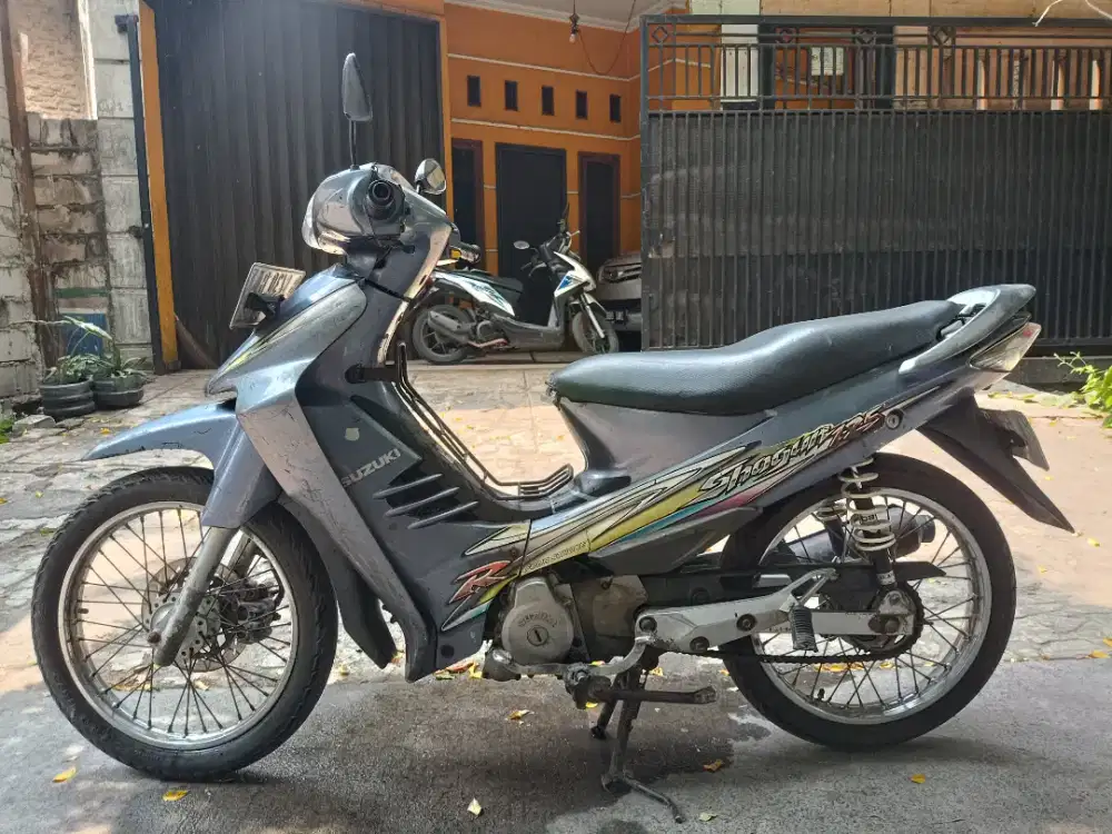 Suzuki Shogun 125 th 2004 plat hidup