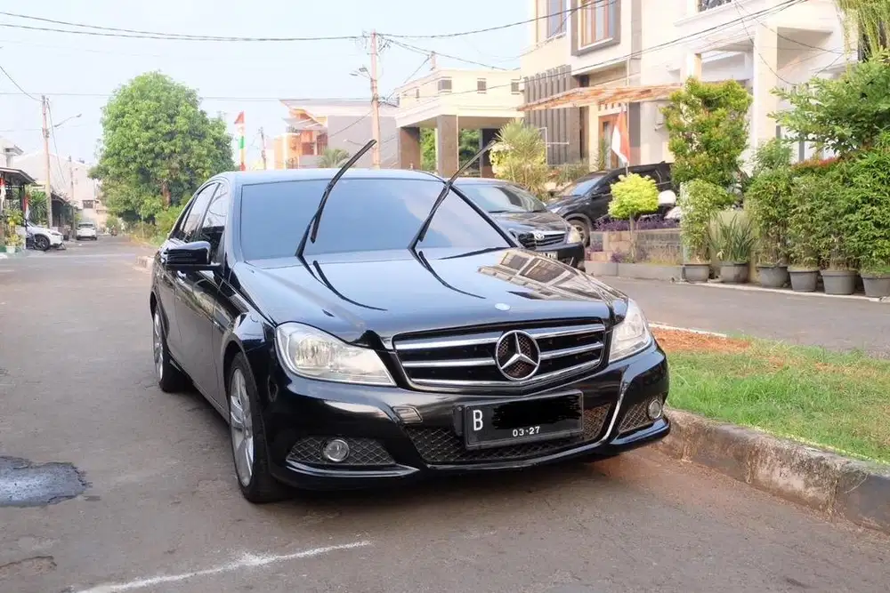 Mercedes Benz W204 C180 CGI Face Lift