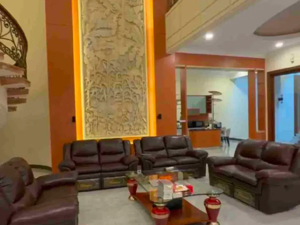 dijual rumah mewah di BGM kelapa gading