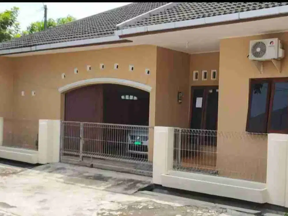 RUMAH CANTIK DI GRAHA MUKTI UTAMA TLOGOMULYO PEDURUNGAN SEMARANG