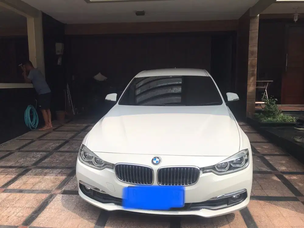 Bmw 320i th 2018