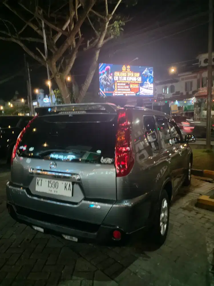Dijual Nisan Xtrail T31 2.0 Matic