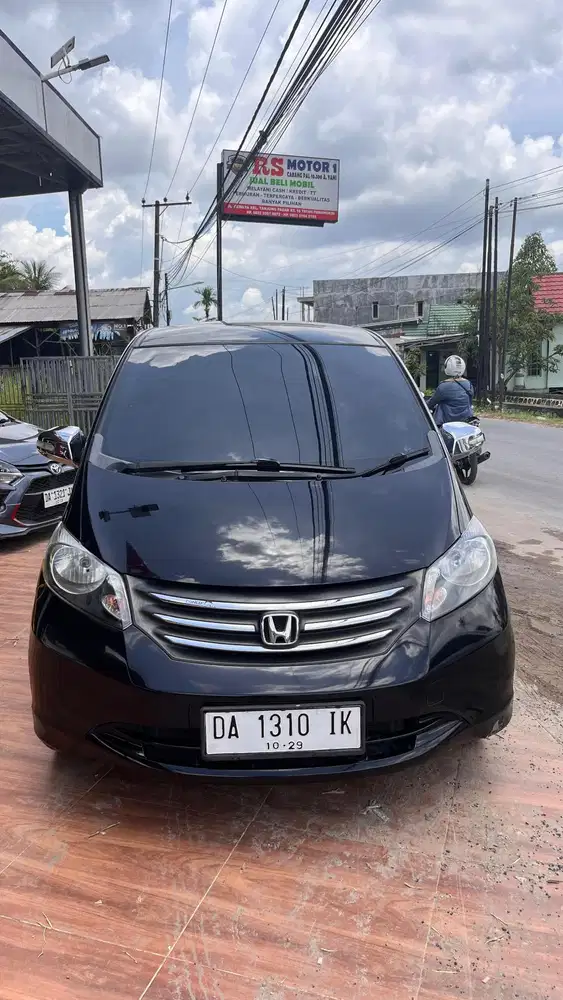 HONDA FREED E PSD 1.5 2009 A/T