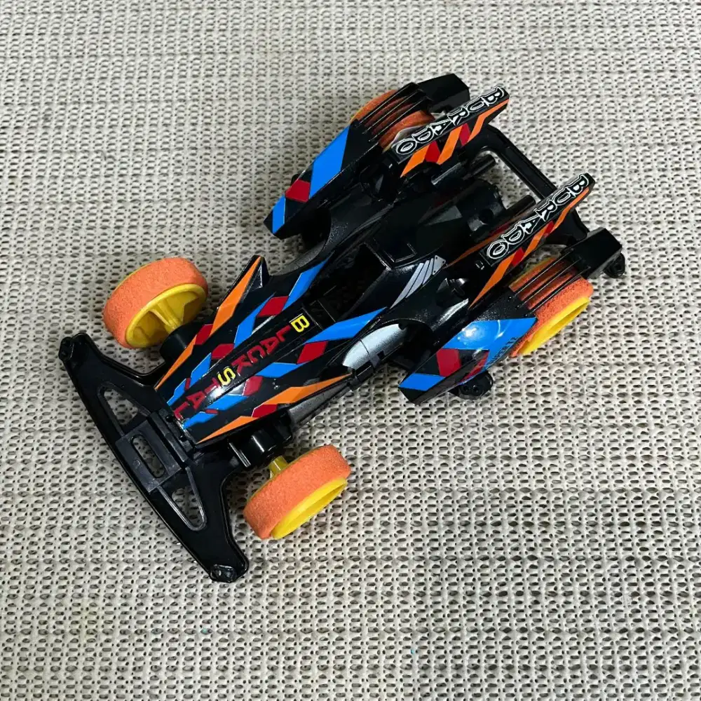 Tamiya mini 4wd Black stalker TZ chassis