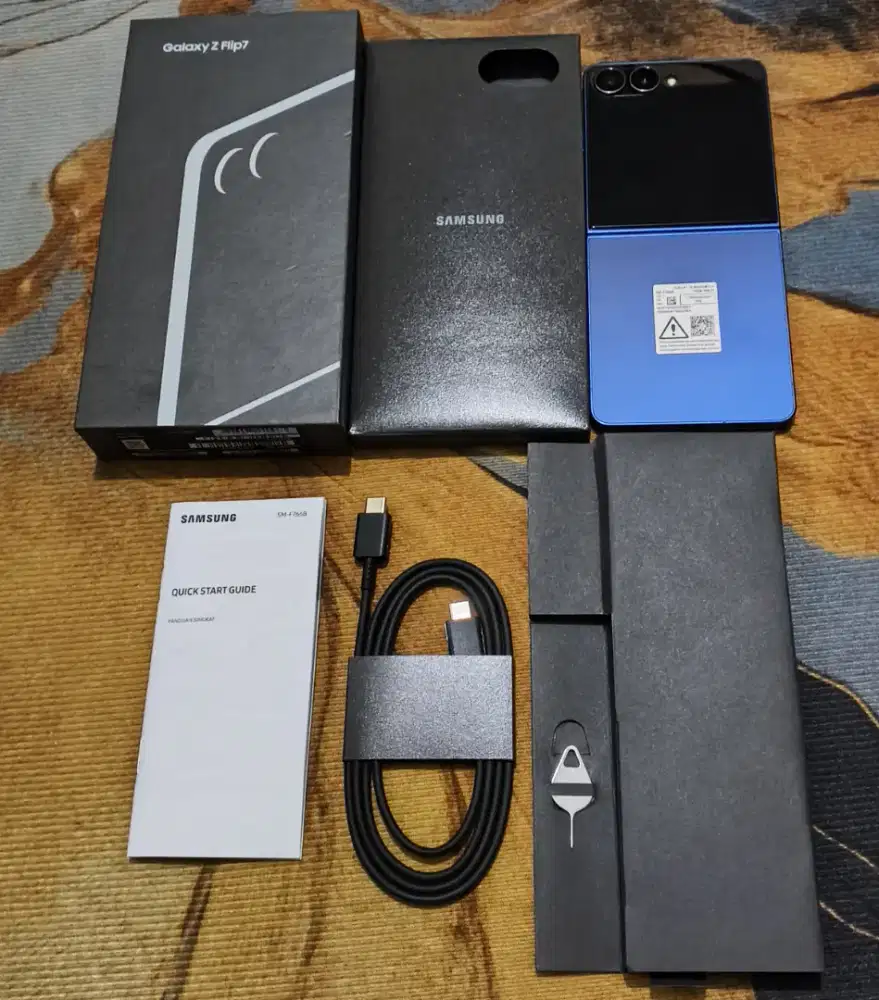 Samsung Galaxy Z Flip 7 12/256 Blue MULUS Fullset Ori Ex Resmi NOMINUS