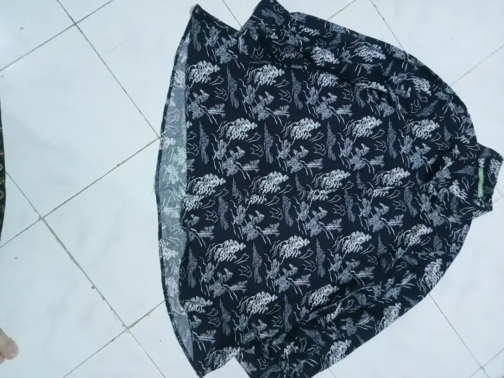 Baju kemeja Bahan Bali agak tebel dan adem