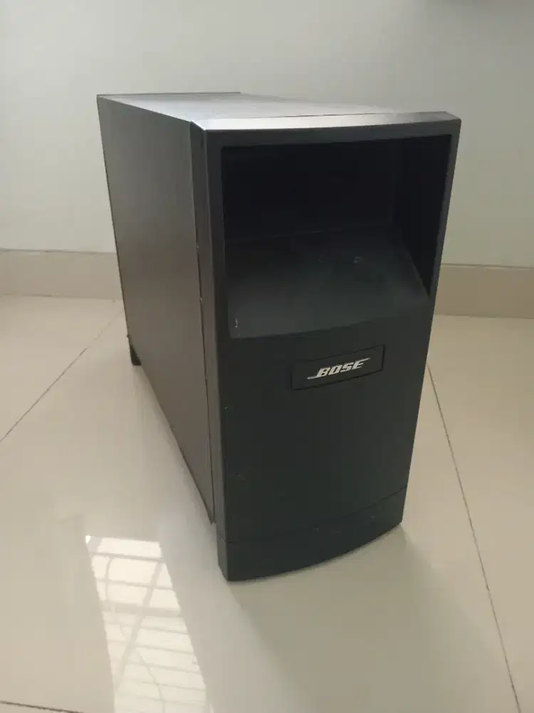 Subwoofer Bose Acoustimass 6 Seri III
