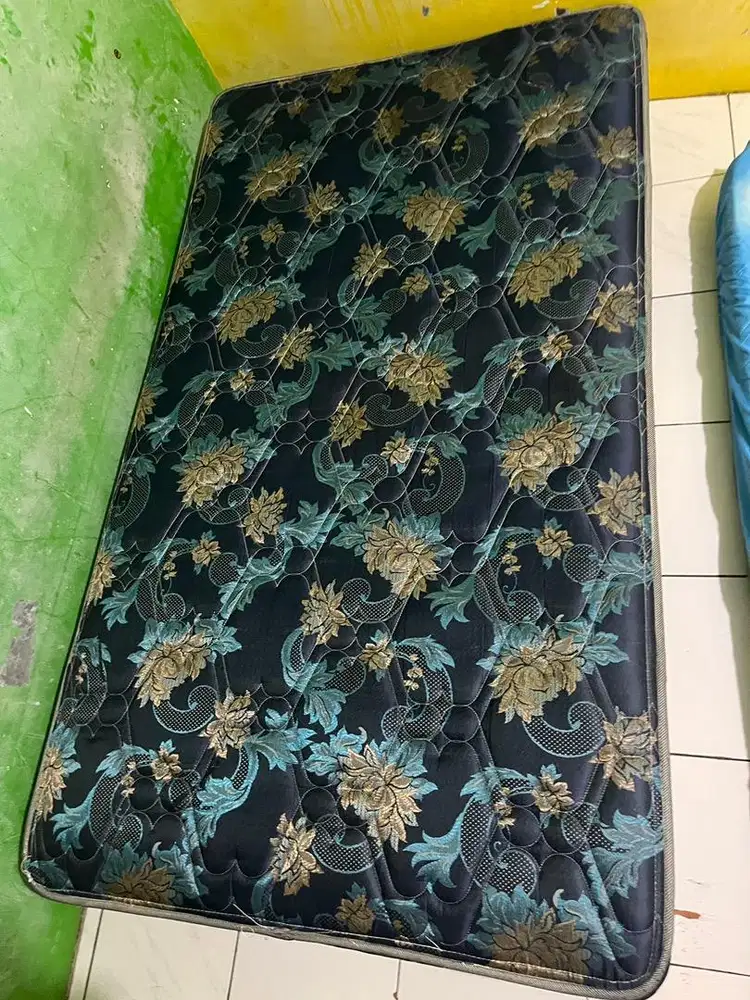 Dijual Spring Bed Central 170x100