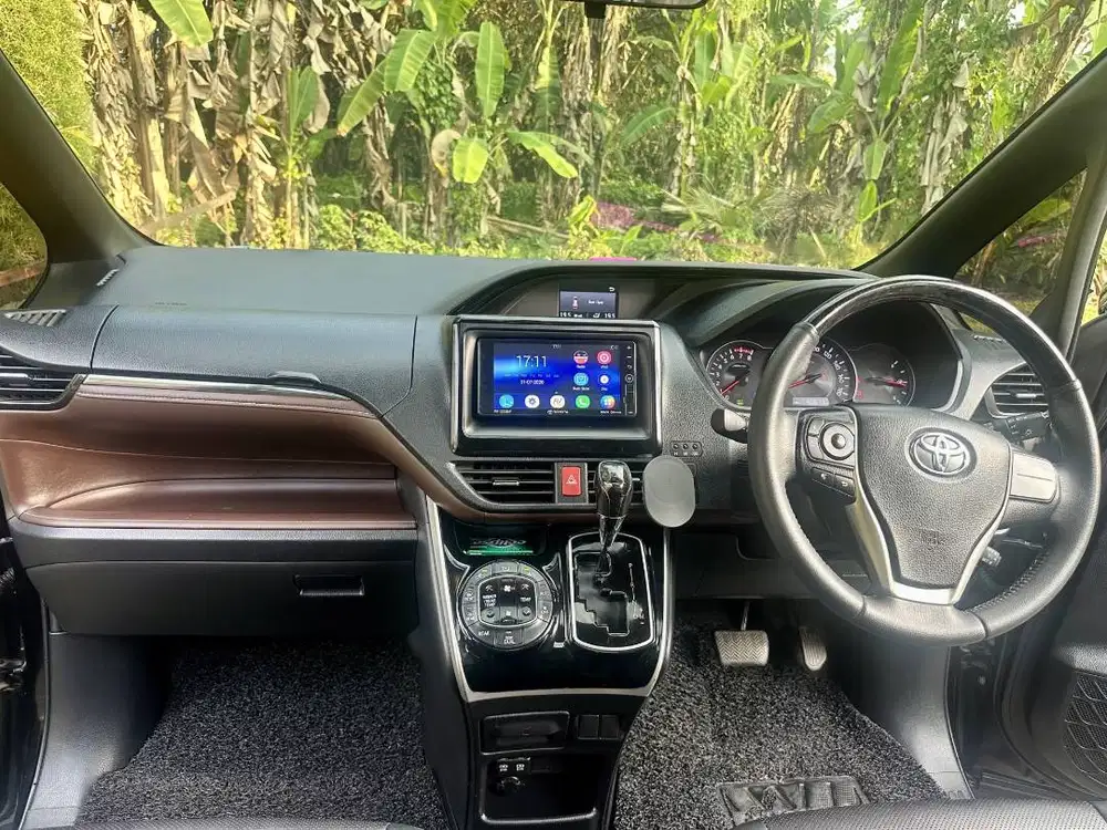 TOYOTA VOXY 2020 - Thumbnail 10