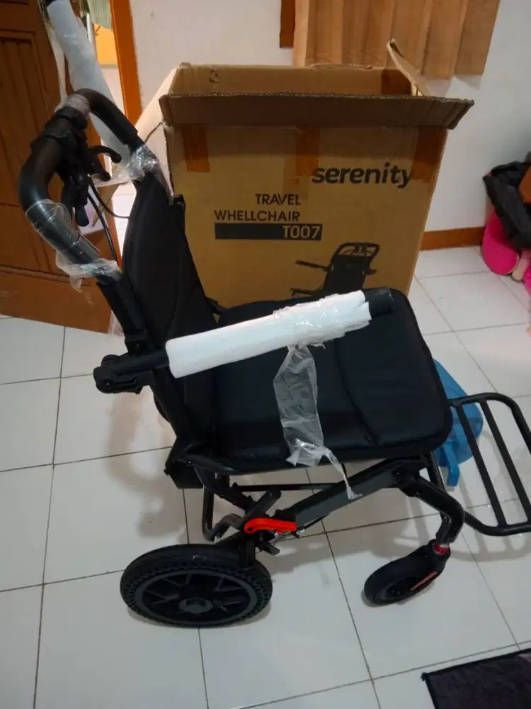 Kursi Roda Merk Serenity Blm Pernah Di Pake Sama Sklian Barang Ori