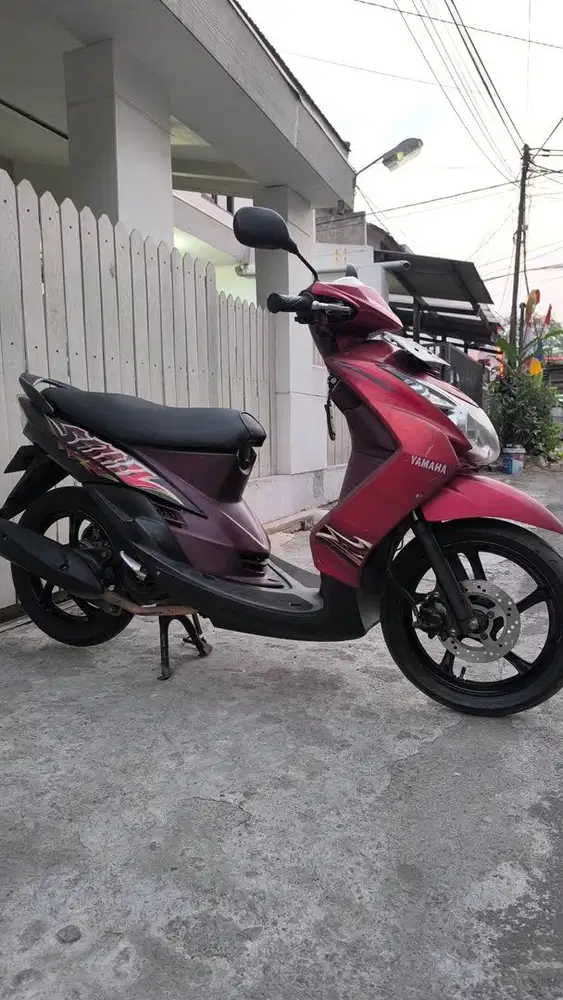 YAMAHA MIO SOUL TAHUN 2011 MERAH HITAM