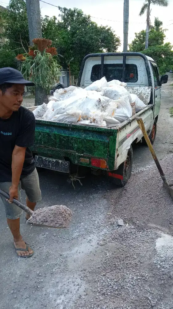 Jasa angkutan barang,buang Brangkal,puing,jasa angkut barang