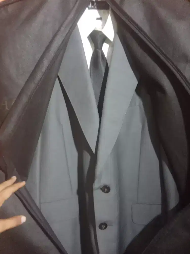 Dijual jas abu size L XL masuk original slim fit