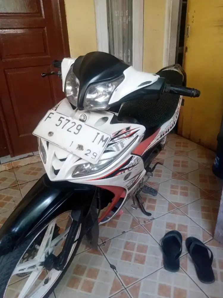 Di jual Jupiter Z1 2014