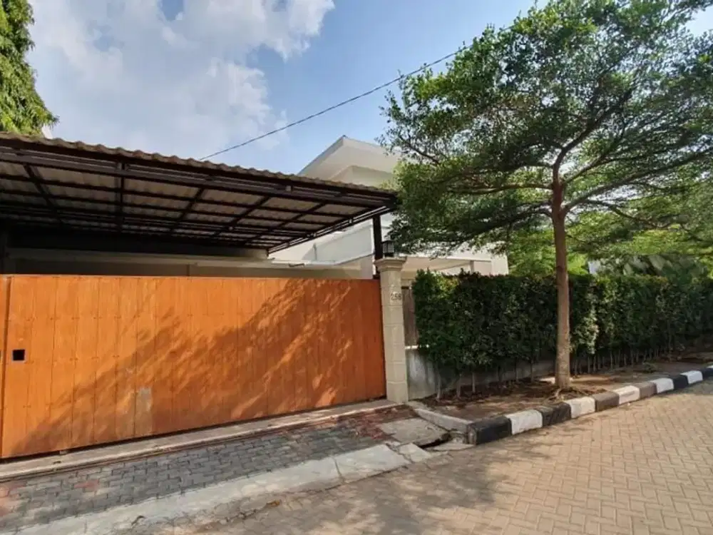 Hunian Eksklusif Kelas Atas di Setiabudi Regency - Hanya Selangkah Ke Masjid