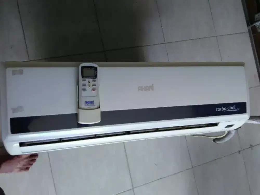 Menerima AC seken dingin & rusak