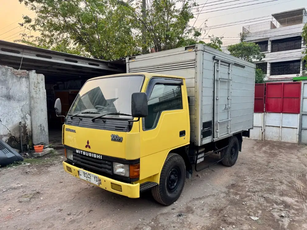 Mitsubishi Ragasa Box 100Ps 4rd 2003