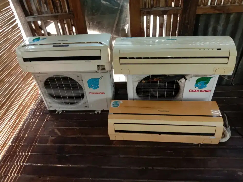 Manukari AC bekas baik & rusak