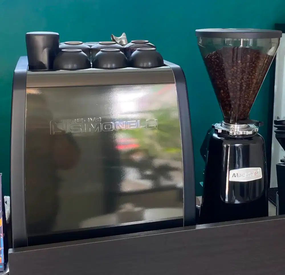 Mesin Coffee Simonelli Appia 1 group & Grinder Maquinos