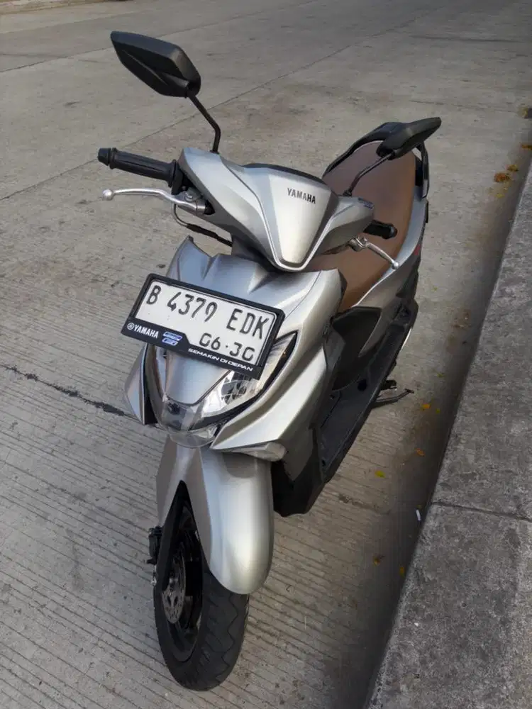 Yamaha Gear Ultima S Silver 2025 SS Lengkap