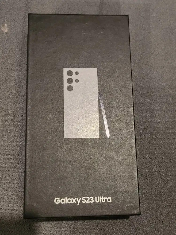 Samsung S23 Ultra 12 / 256 GB !!