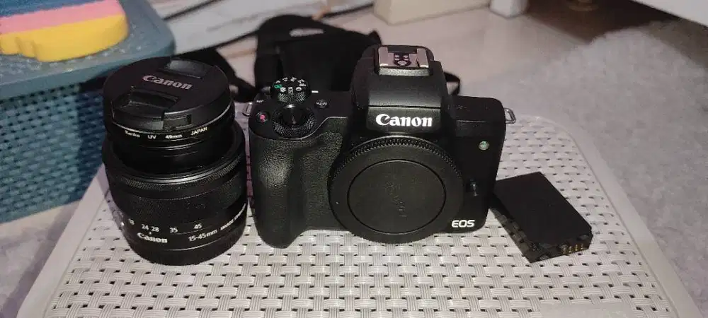 KAMERA CANON M50