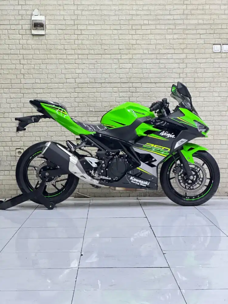 ODO 3RB‼️ Kawasaki Ninja 250 FI 2018 KRT Edition Simpanan dari baru
