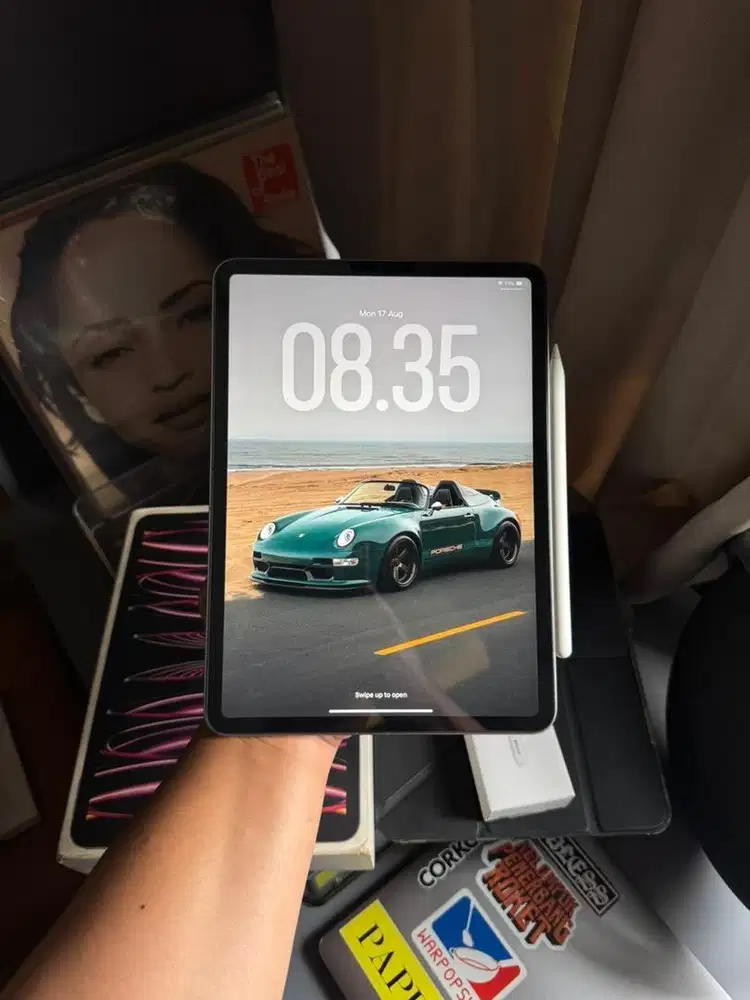 ipad pro gen 4 M2 128gb wifi only + apple pencil gen 2