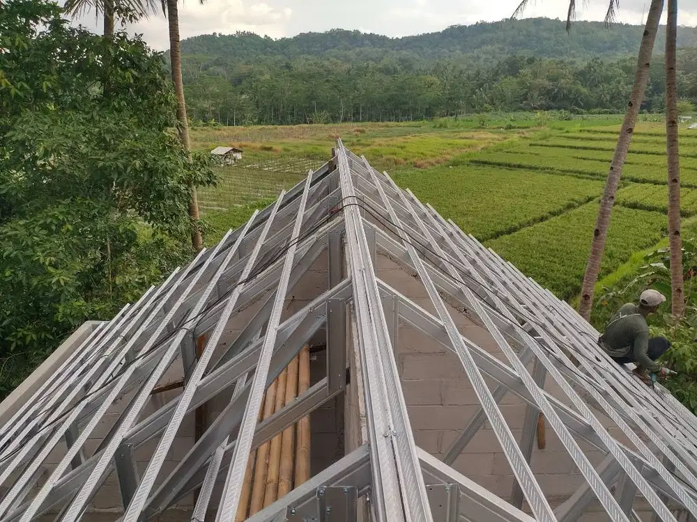 Renovasi Atap Rumah Anda Dengan Baja Ringan BIMATRUS Pasti Berkualitas