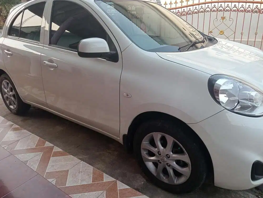 Nissan March 2017 Bensin