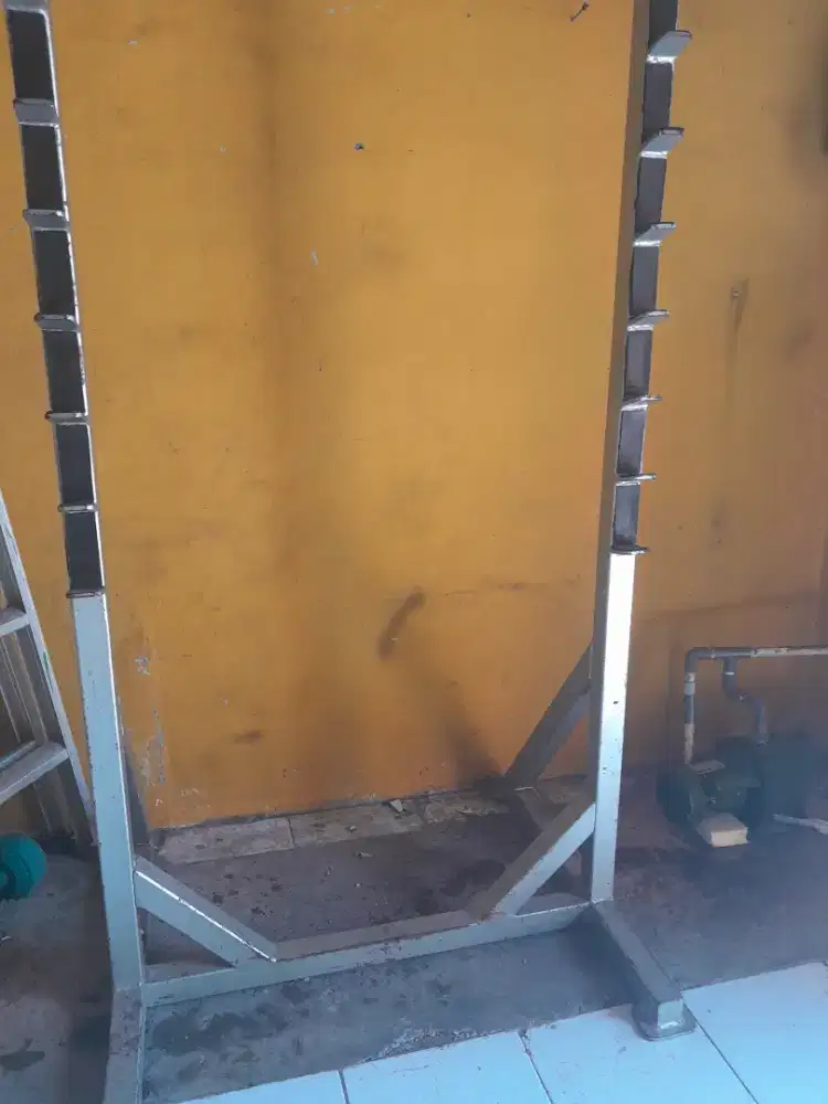Rack Squat dan Aksesoris