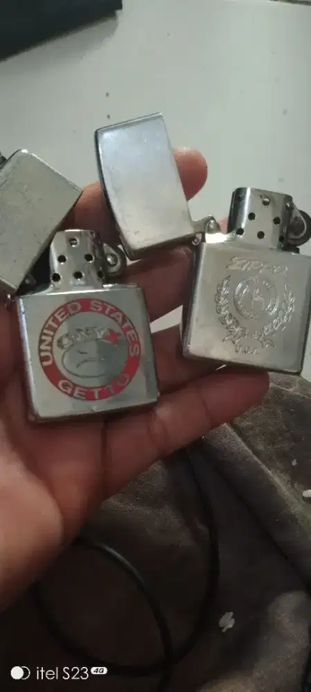 Zippo  2 buah lok Bogor