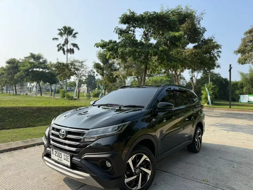 Toyota Rush TRD Automatic 2019 Hitam