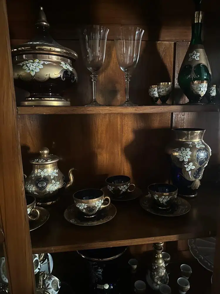 Koleksi Barang Antik/Vintage Rumah Tangga – Vas, Gelas & Pajangan