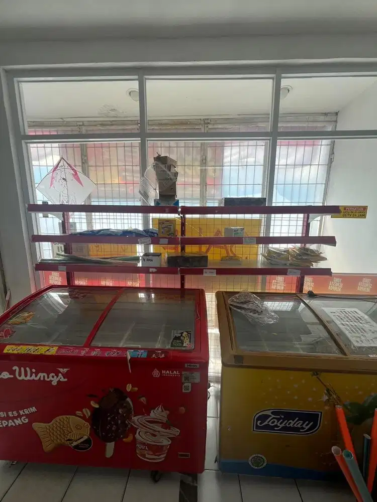 Dijual Rak belakang freezer