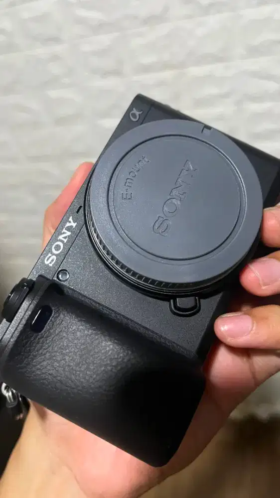 Sony A6400 + Lensa Kit 16-50mm