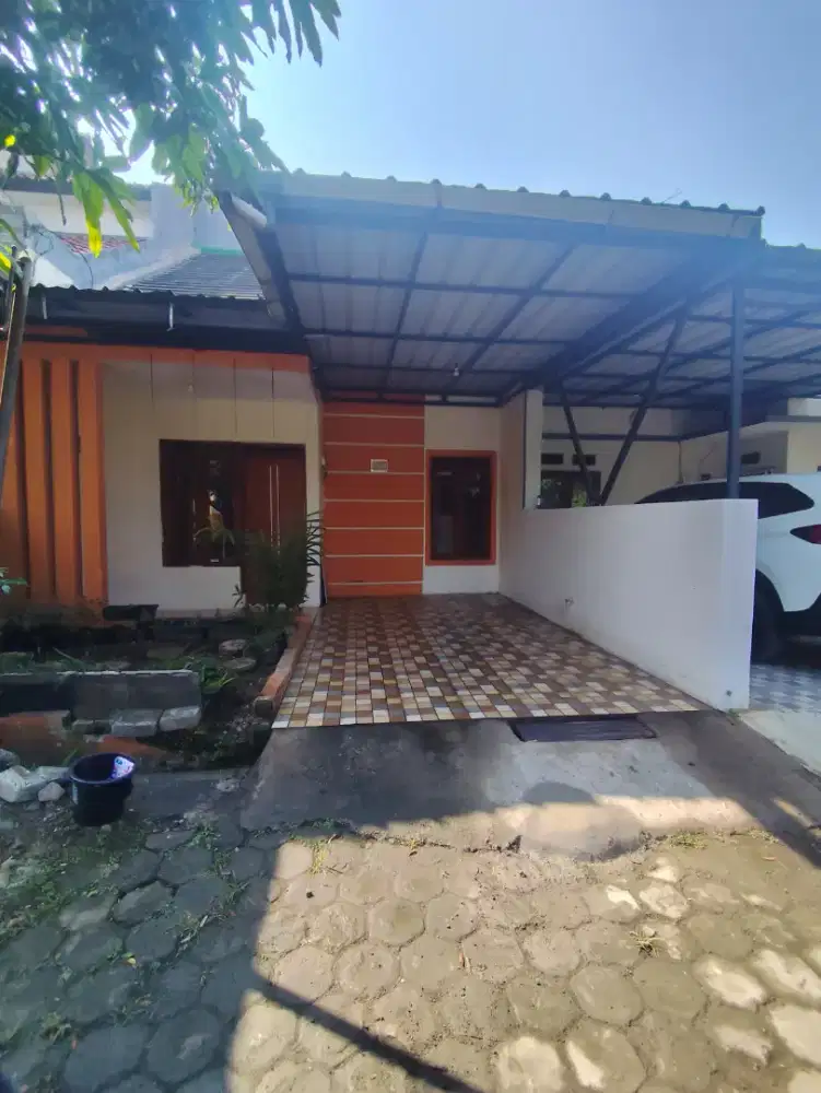Dikontrakan 1 unit Rumah tinggal
