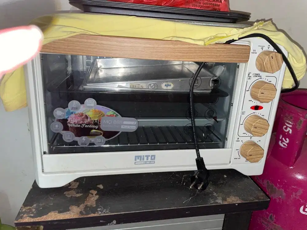 OVEN LISTRIK MITO