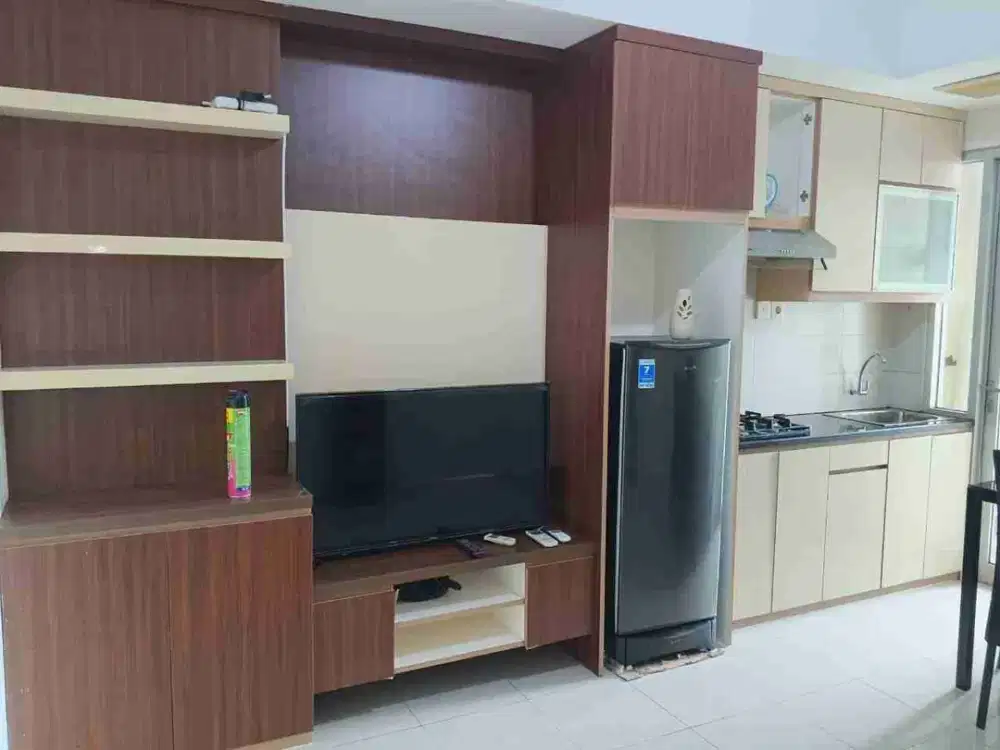 di sewakan apartemen green lake Sunter tipe 2 bedroom furnish