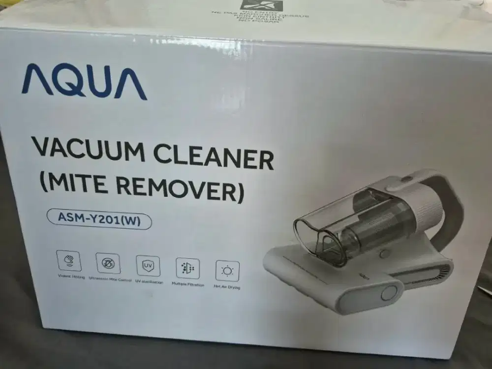 Vacuum Cleaner AQUA