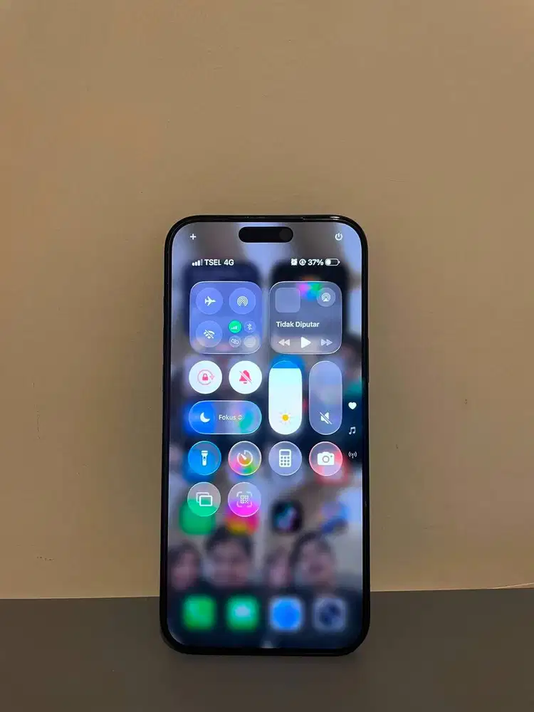 iPhone 16 Pro Max 512GB Black Titanium Resmi iBox Mulus 100% - LIKENEW