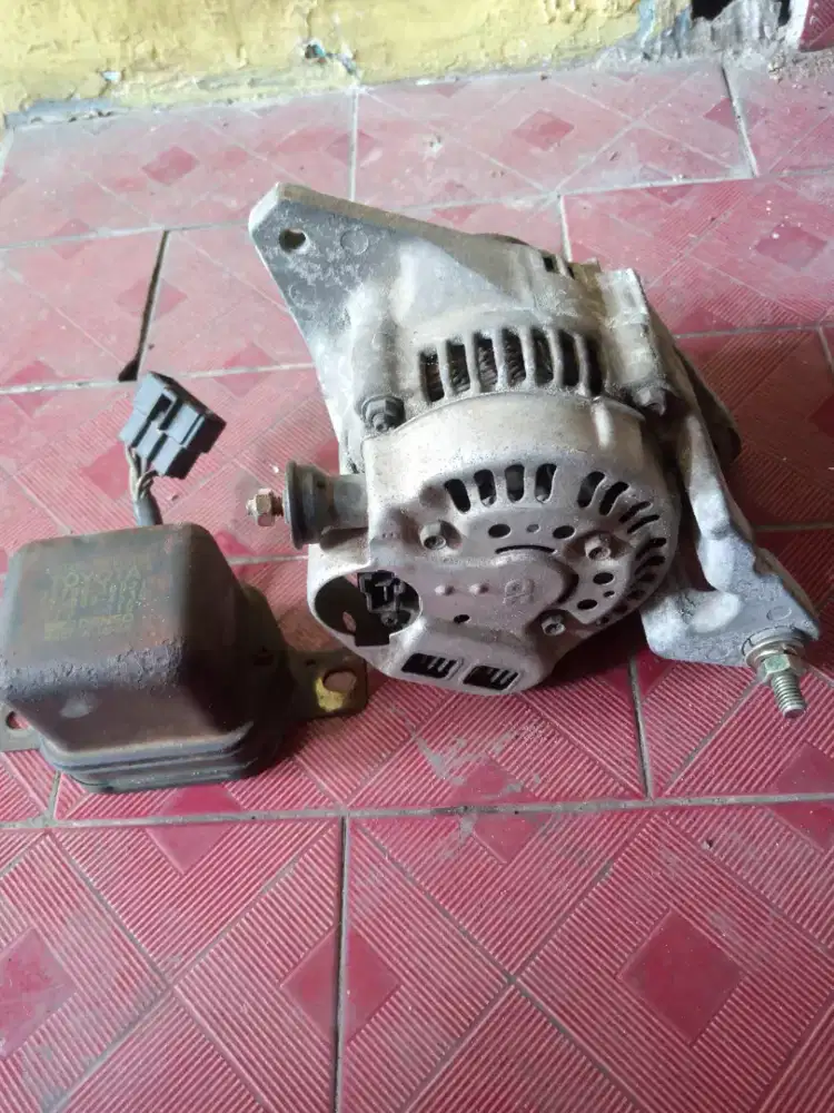 1 paket dinamo amper dn cat out denso ori kijang
