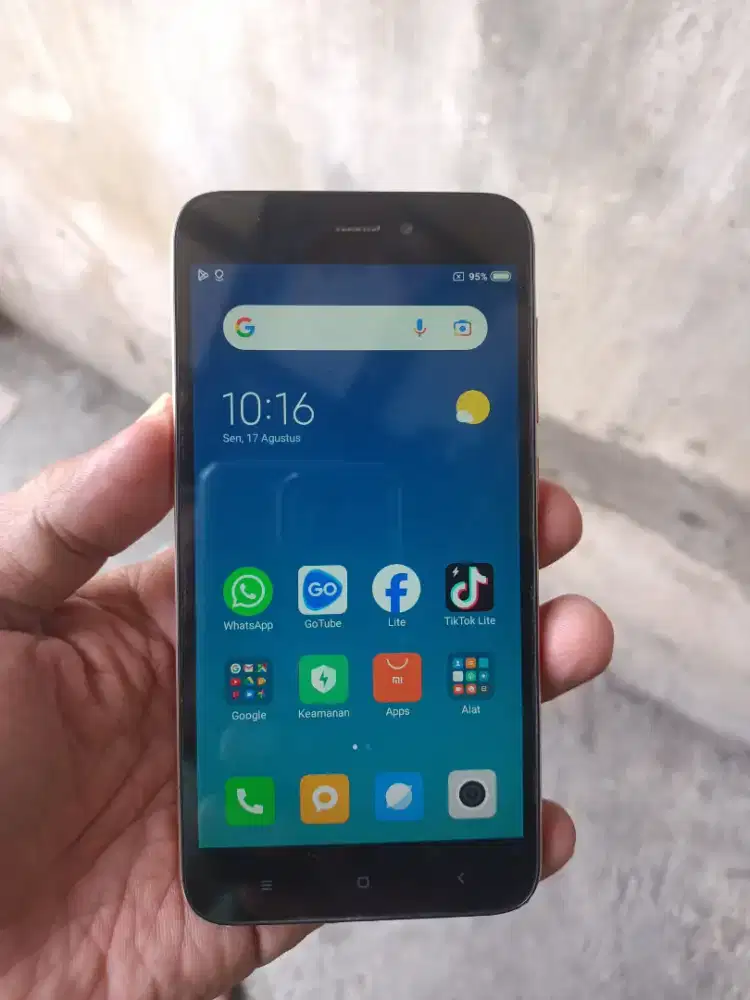 Xiaomi redmi 5a ram 2gb rom 16gb 4g normal