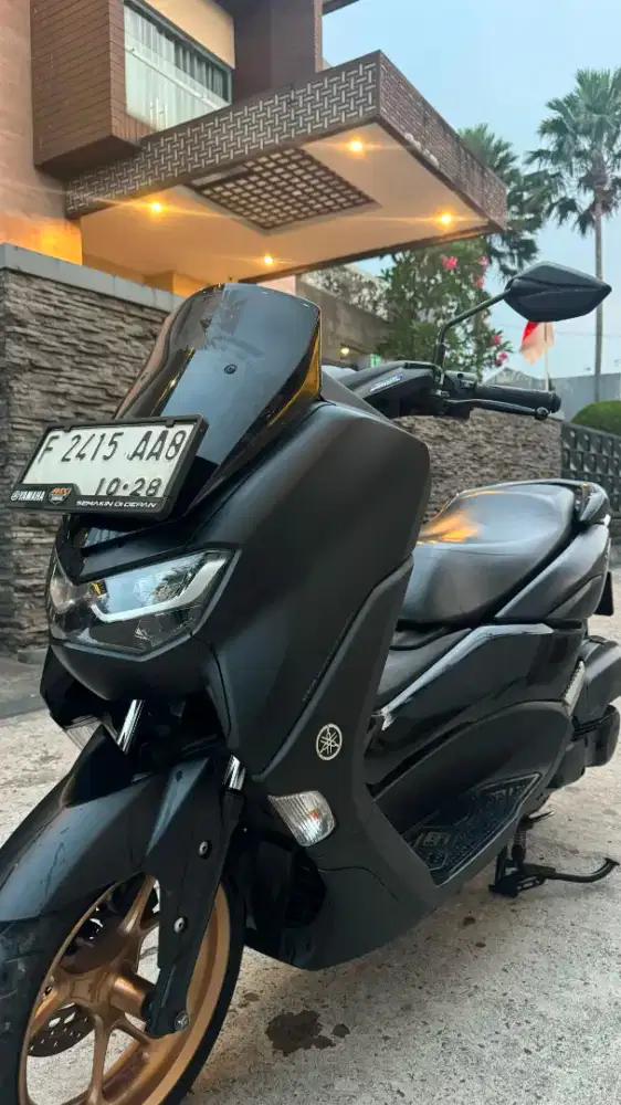 Nmax keyless 2023 hitam