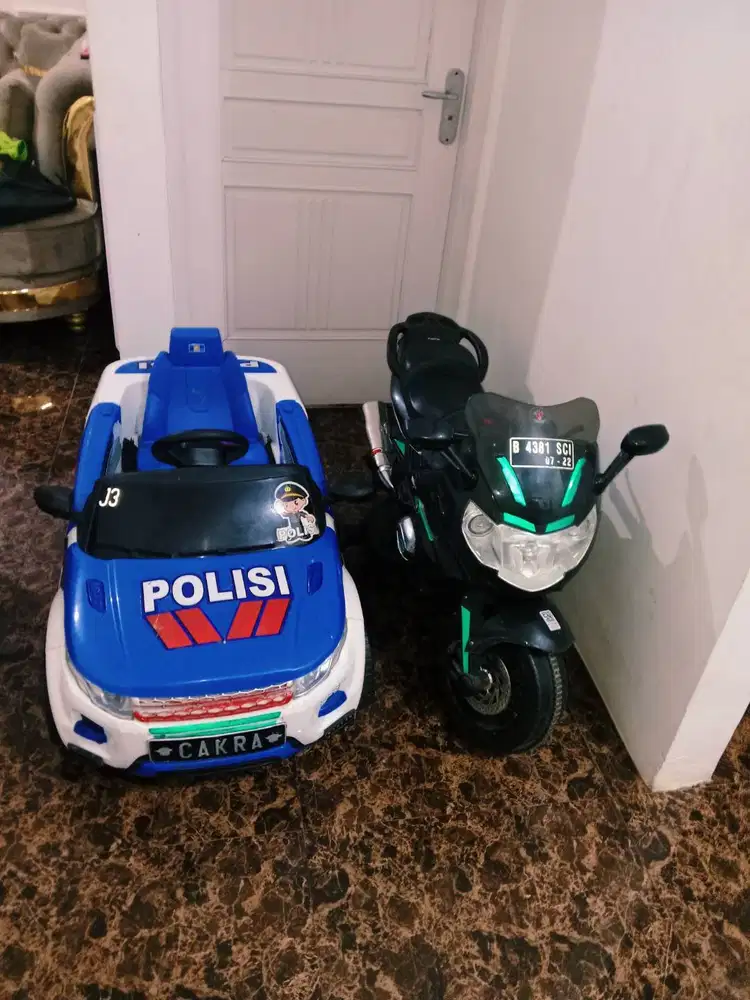 Jual Mobil dan Motor aki PMB  Mobil 500rb (Remote ga ada) Motor 400rb