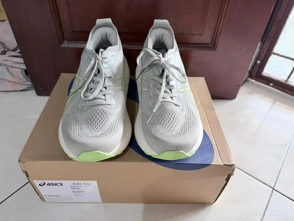 Asics Gel Kayano 31 Size 9 Women