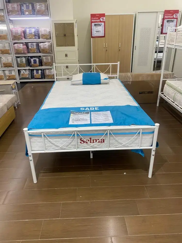 Set Ranjang Besi dengan kasur